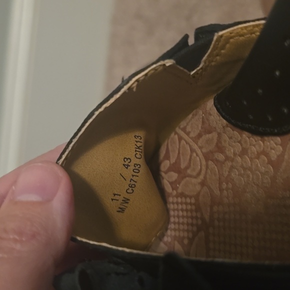 b.o.c. Born Concept Women's Black Leather Floral Wedges Size 11 (#10) - Picture 12 of 12